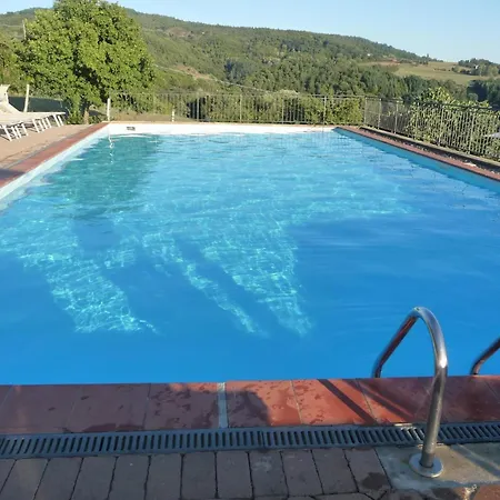 Rustikales Natursteinhaus In Der Toskana Mit Gemeinschaftlichem Garten Und Pool Сasa de vacaciones Pratovecchio